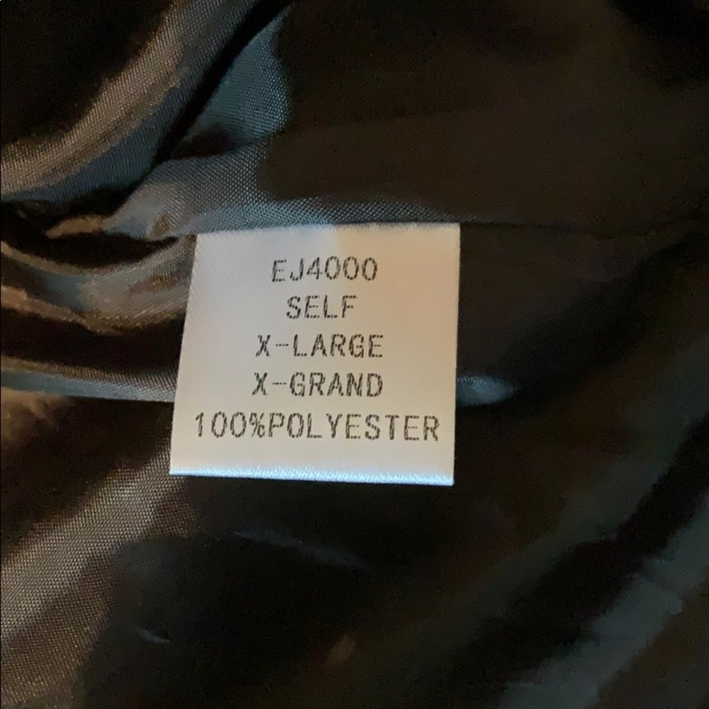 Vest - Picture 5 of 5